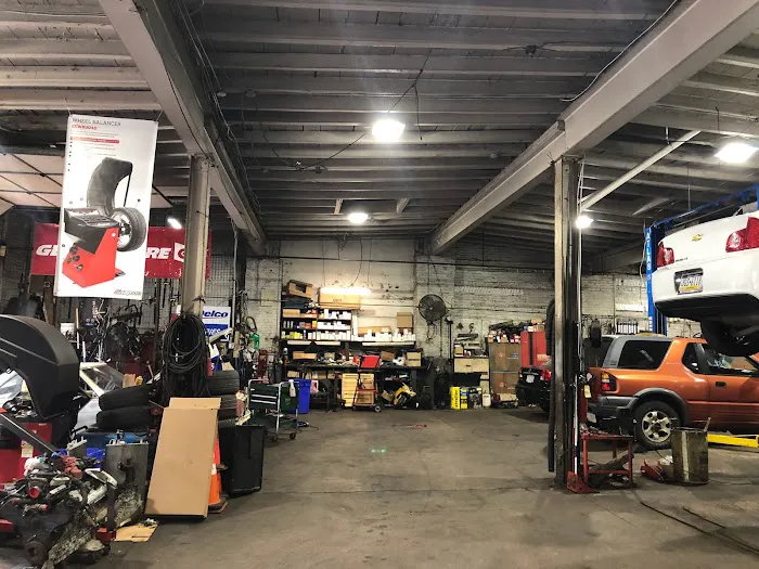 Ron's Auto Repair 5