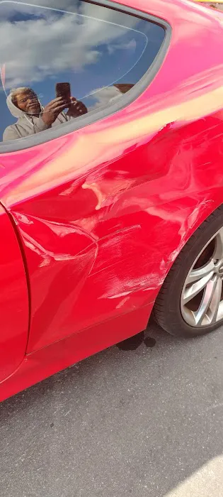 Auto Show Collision Center 7