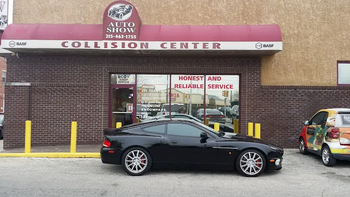 Auto Show Collision Center 9