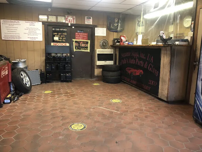 LaPollo's Auto Parts 1
