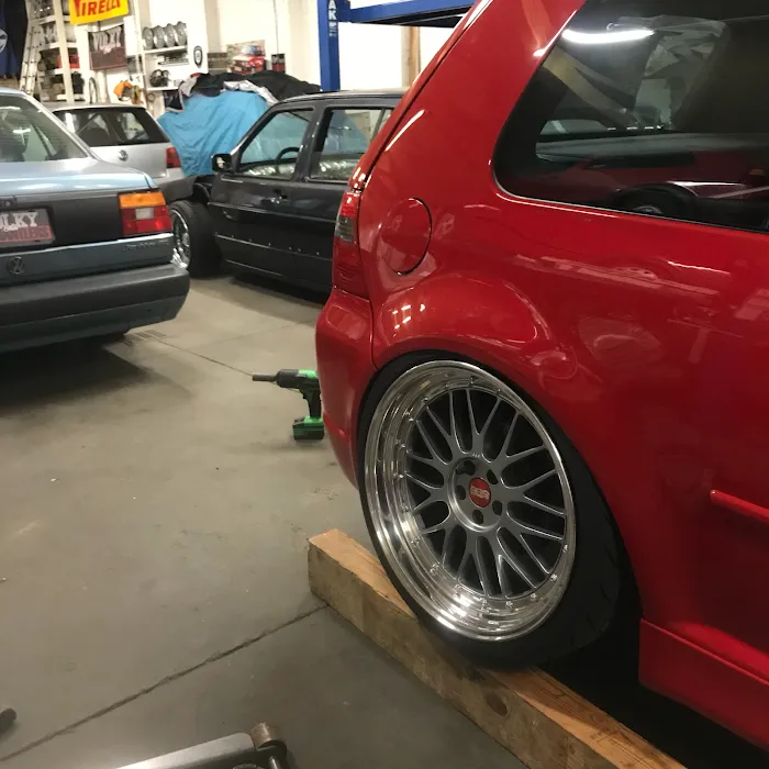 Volky Auto Dismantlers 9