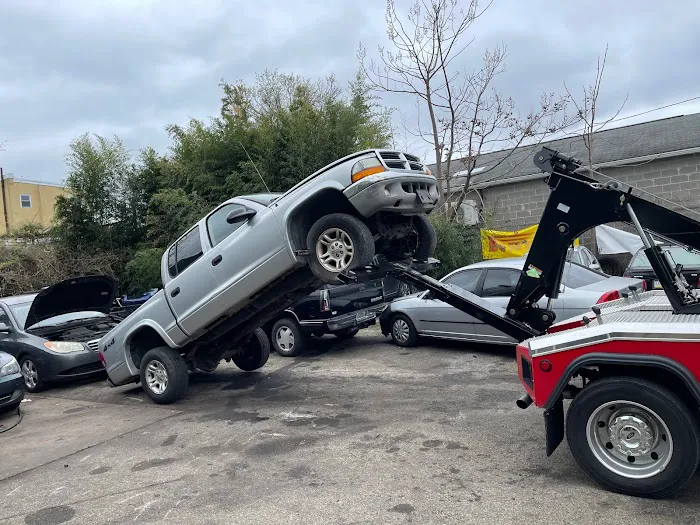 Cash For Junk Cars Pros 4