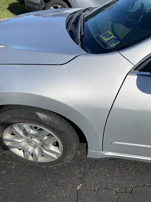Johnys Auto Body 6