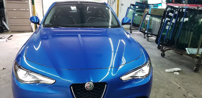 Diamond Auto Glass 1