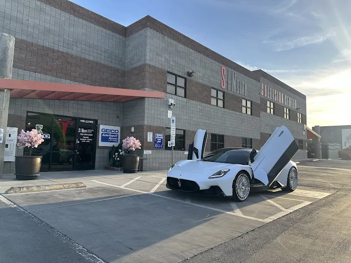 Sin City Collision Center 0