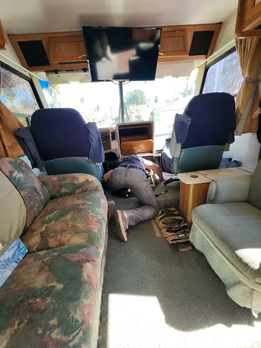 Happy Hals - Mobile RV and Generator Repair 9