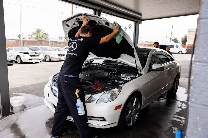 G & G Autohaus 9