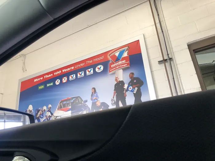 Valvoline Instant Oil Change 3
