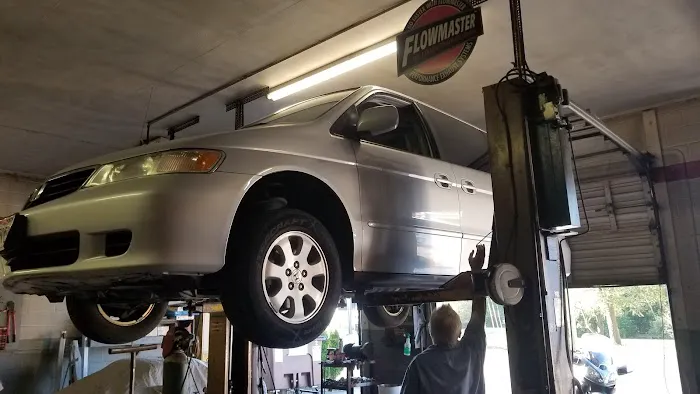 Walt's Auto Parts-Muffler Shop 2