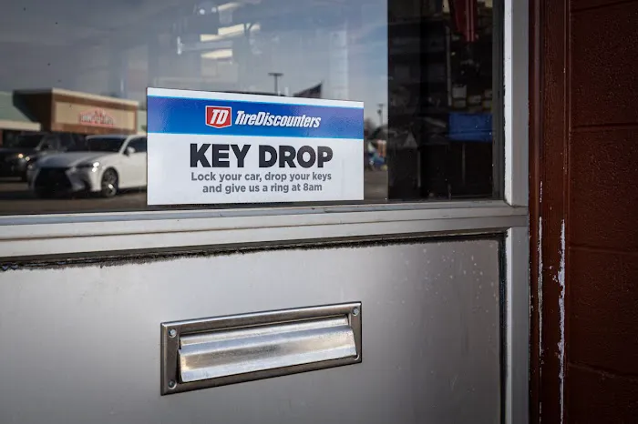 Tire Discounters 8