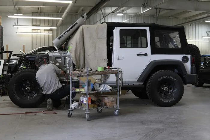 The Body Shop at Kings Automall 7