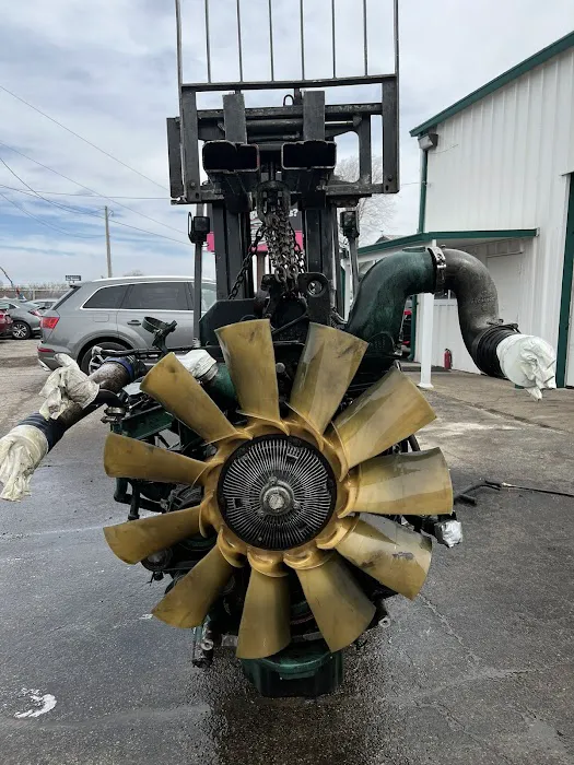 VNL Truck Repair 1