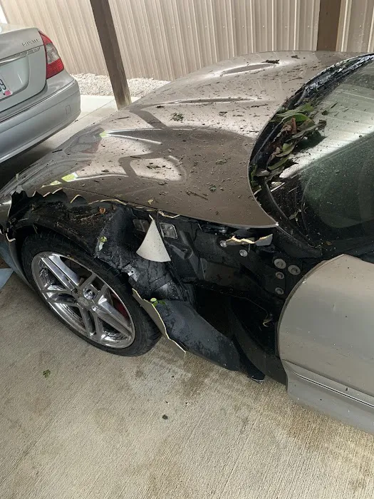 Payton's Collision Center 0