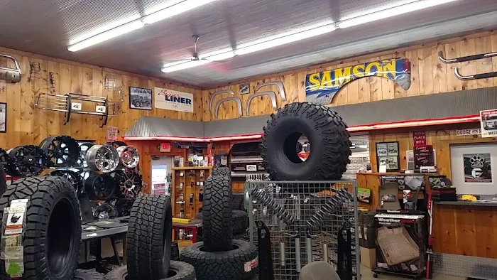 Coopers Trucks & Accessories LLC 4
