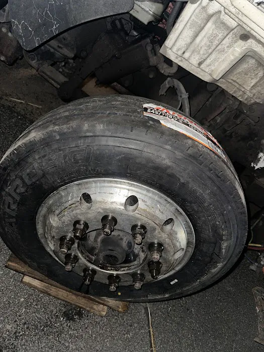TIGER TIRES TRUCK TRAILER & RV REPAIR 6