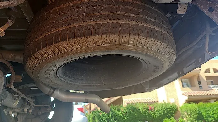 Franco’s tire shop & services 2