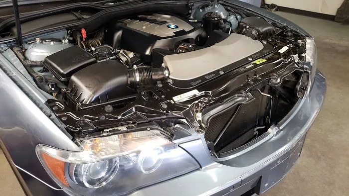 Rincon KM Auto Care 7