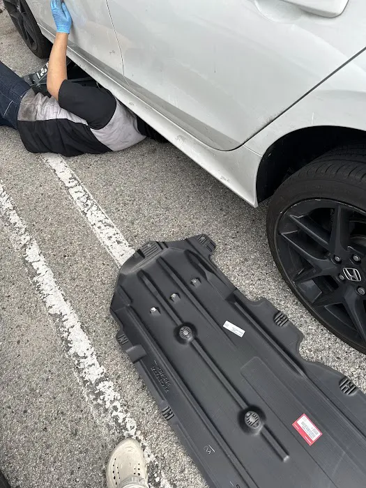 Westside Mobile Mechanics | Car Battery Replacement, Brakes, Jumpstart and More 1