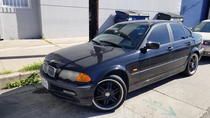 City Frame & Autobody Repair 4