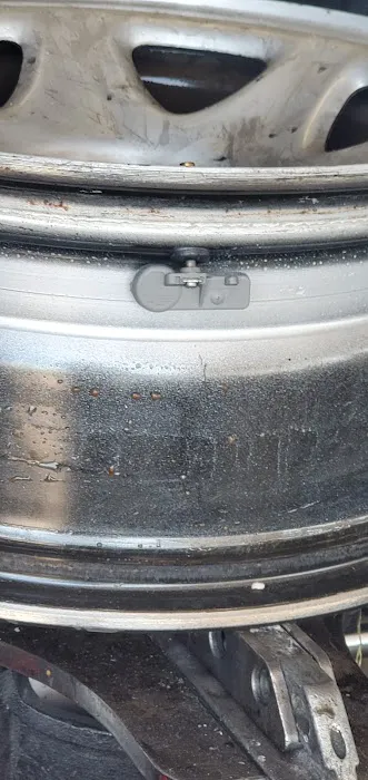 Gaby's Tire Shop 2