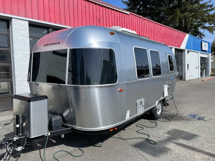 ViaRV Mobile RV Repair. RV wash. RV detail. 3