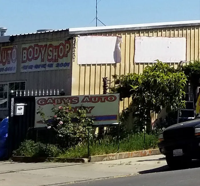 Gaby's Auto Body & Paint 6