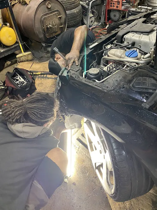 Mechanic R Us 0