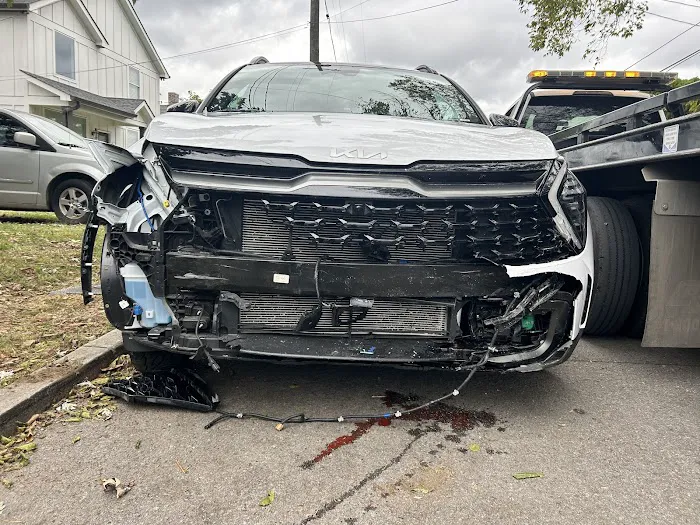 Advocate Auto Body 4