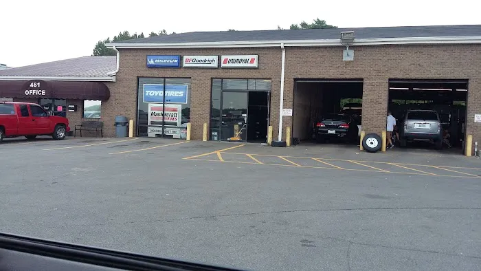 Dickson County Tire & Oil 0