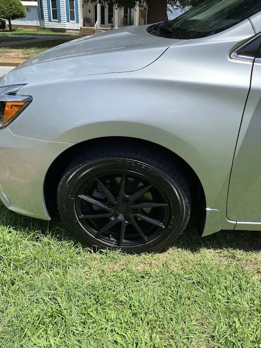Carl's Collision Center 6