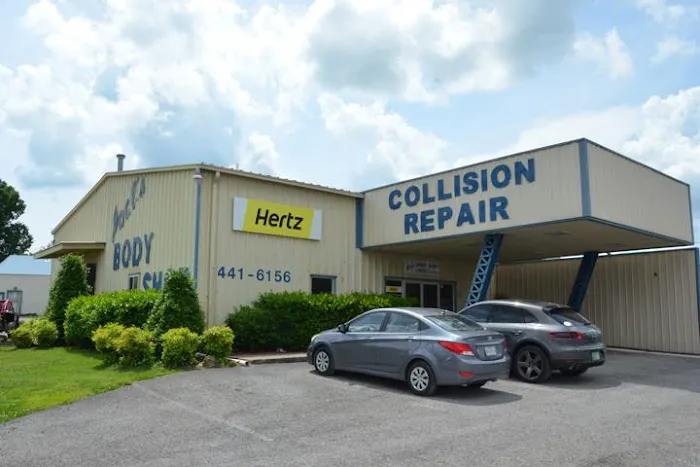 Joel's Auto Body 3