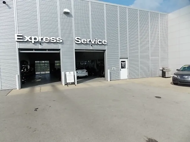 Victory Nissan of Dickson Service 0