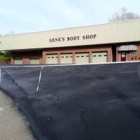 Gene's Body Shop LLC