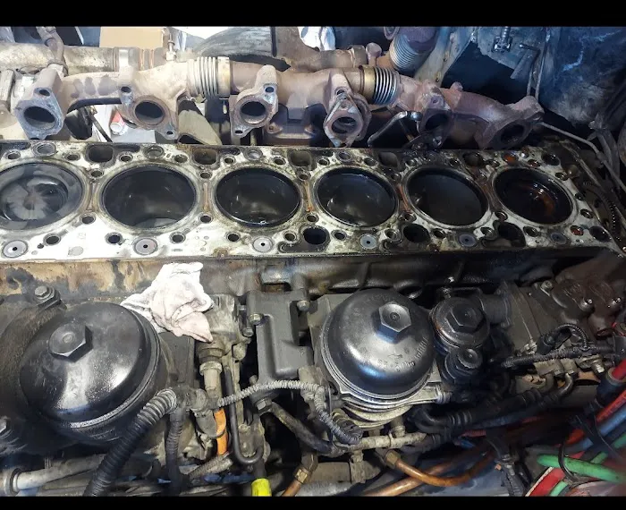 Big D's Truck Repair 8