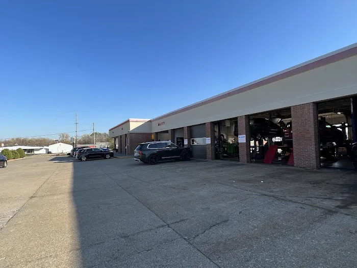 Auffenberg Kia Service Center 7