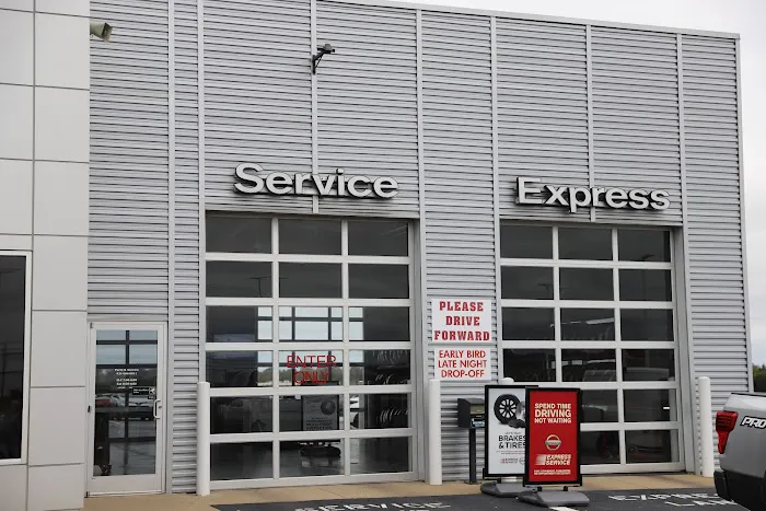 Nissan Service Center 0