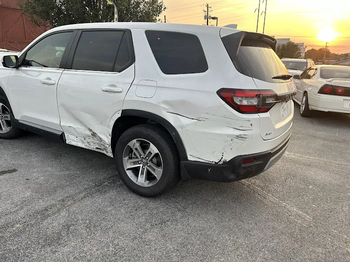 CCL Auto Paint & Body Shop 1