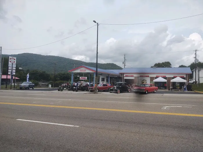 The Auto & Truck Shop 4