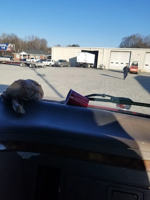 Rock City Truck Service & Towing 1