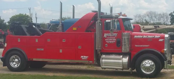 Rock City Truck Service & Towing 9