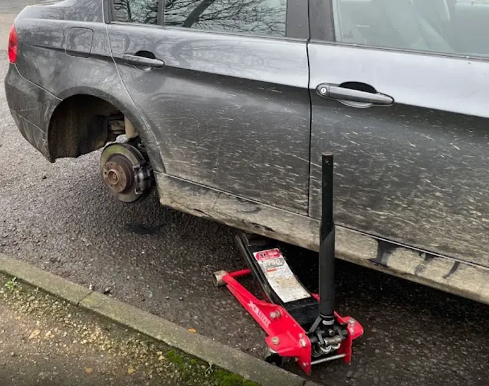 Mobile Tire Service Pros 2