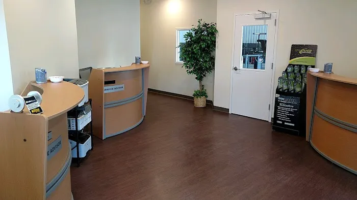 Woodie's Auto Service & Repair Centers 3