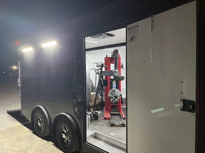 Shark Tires - Mobile Truck Tire Service and Retailer 3