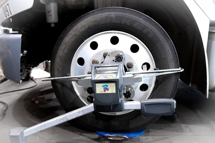 Best Truck Care - Truck Repair Shop 7