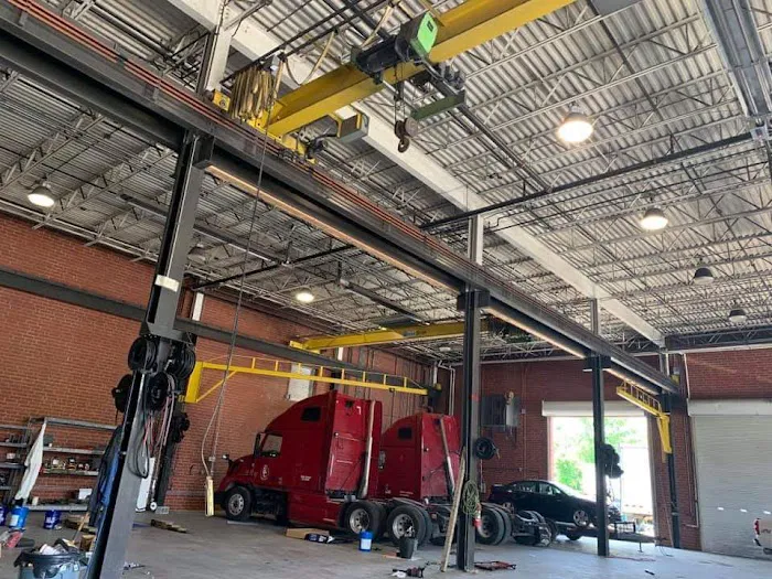Best Truck Care - Truck Repair Shop 3