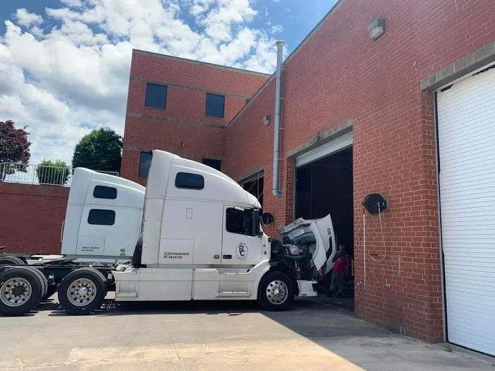 Best Truck Care - Truck Repair Shop 4