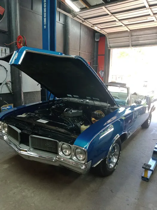 Dwayne's Auto Repair 1