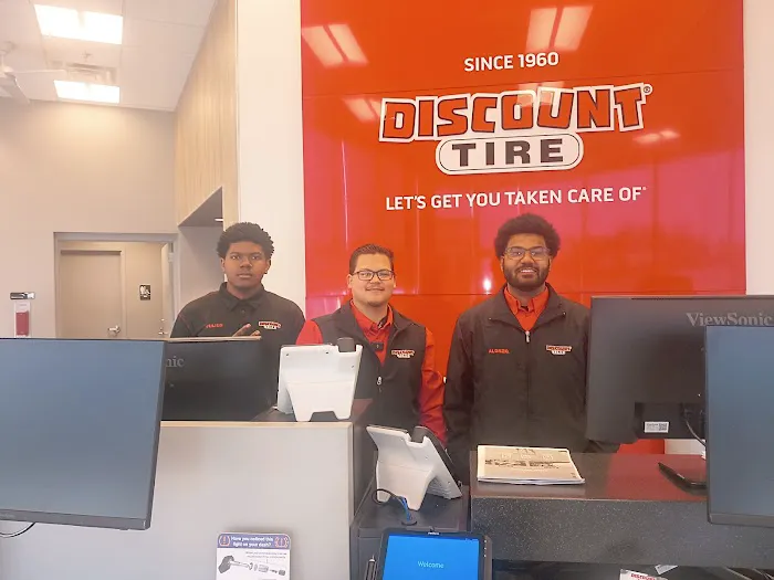 Discount Tire 0