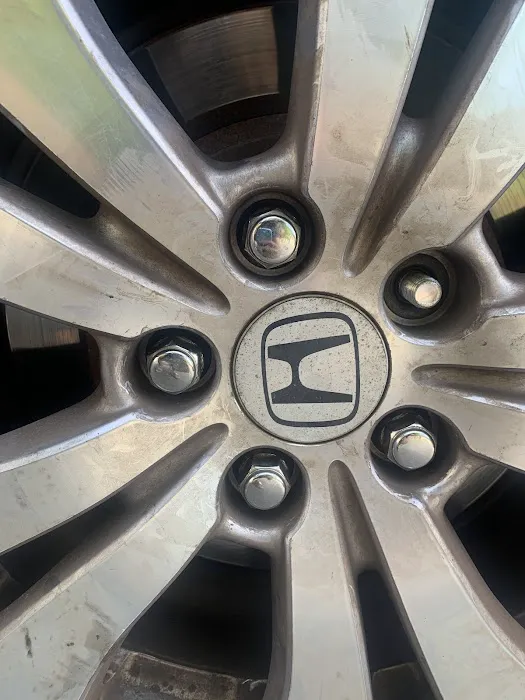 Sam’s New & Used Tires & Auto 7
