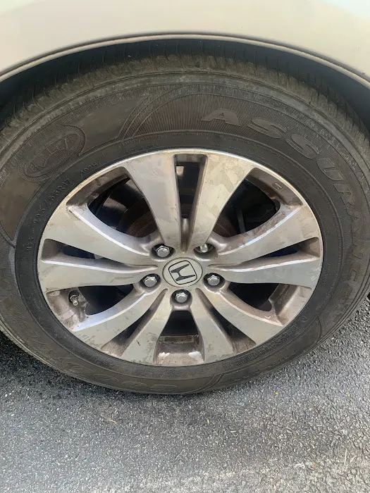 Sam’s New & Used Tires & Auto 8